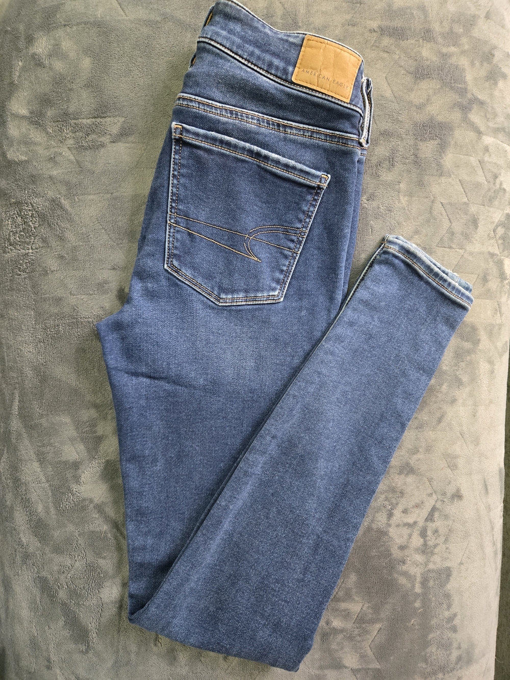 American Eagle Outfitters Skinny Jeans - Medium Blue Cozy Next Level Stretch